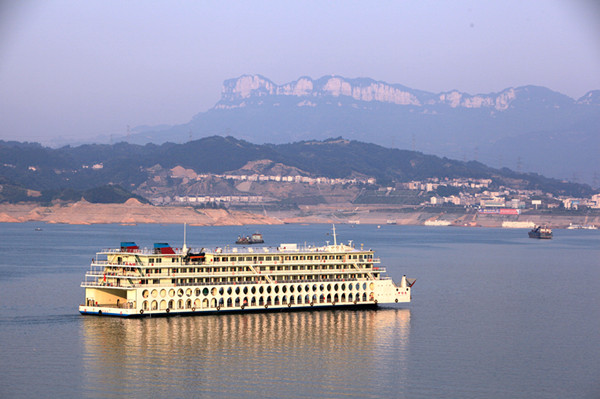 新高湖游轮 宜昌到奉节三峡旅游