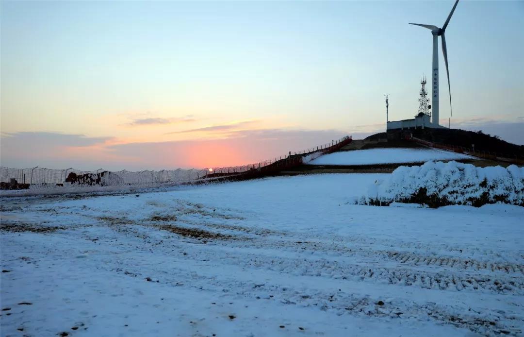 宜昌百里荒滑雪场