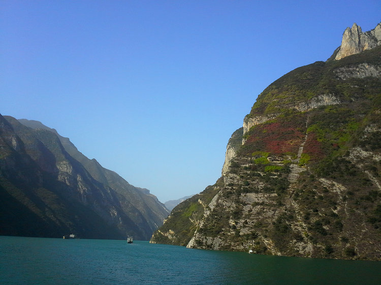 宜昌到奉节长江三峡自由行二日游（宜昌-奉节三峡游船票）